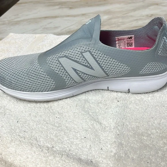 New balance slip on sneakers - Picture 5 of 12
